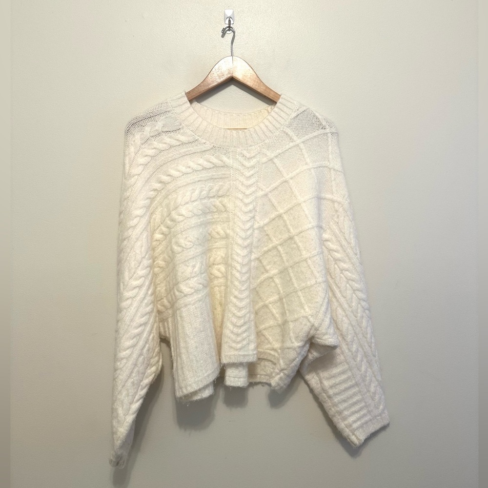 Abercrombie & Fitch Cable Crew Dolman Sweater (Size S/M) - Picture 2 of 4